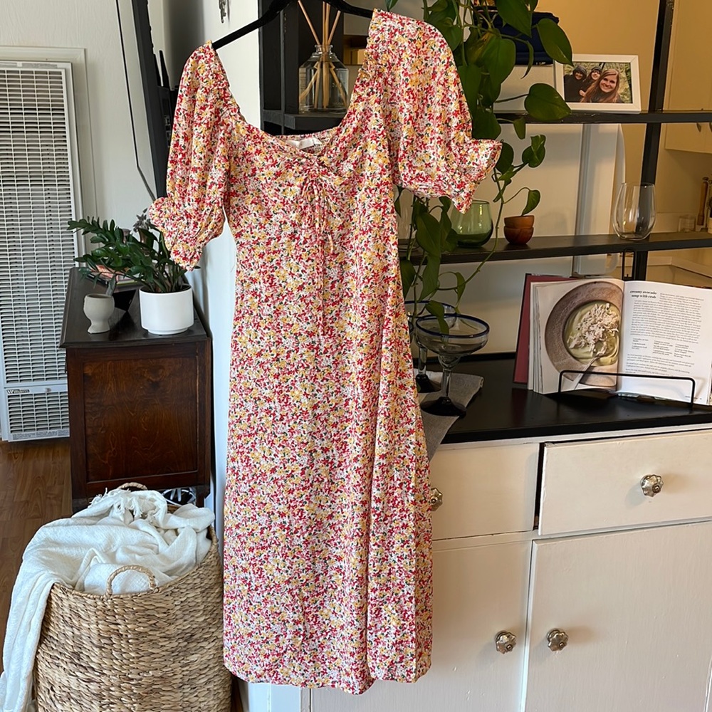 Lush midi floral dress in size small